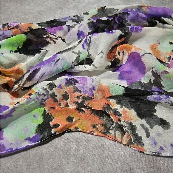 COLLECTION EIGHTEEN Clean Floral TBA Scarf 21" x 86" - Picture 3 of 3